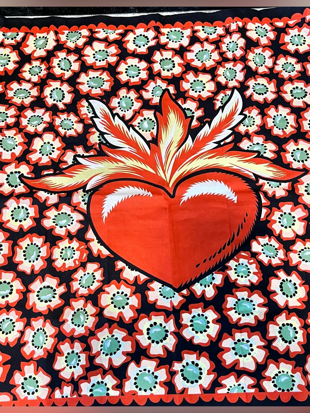 Heading ‘Heart’ Print Bandana / Scarf, 24” Square, 100% Cotton, Like New No Tags